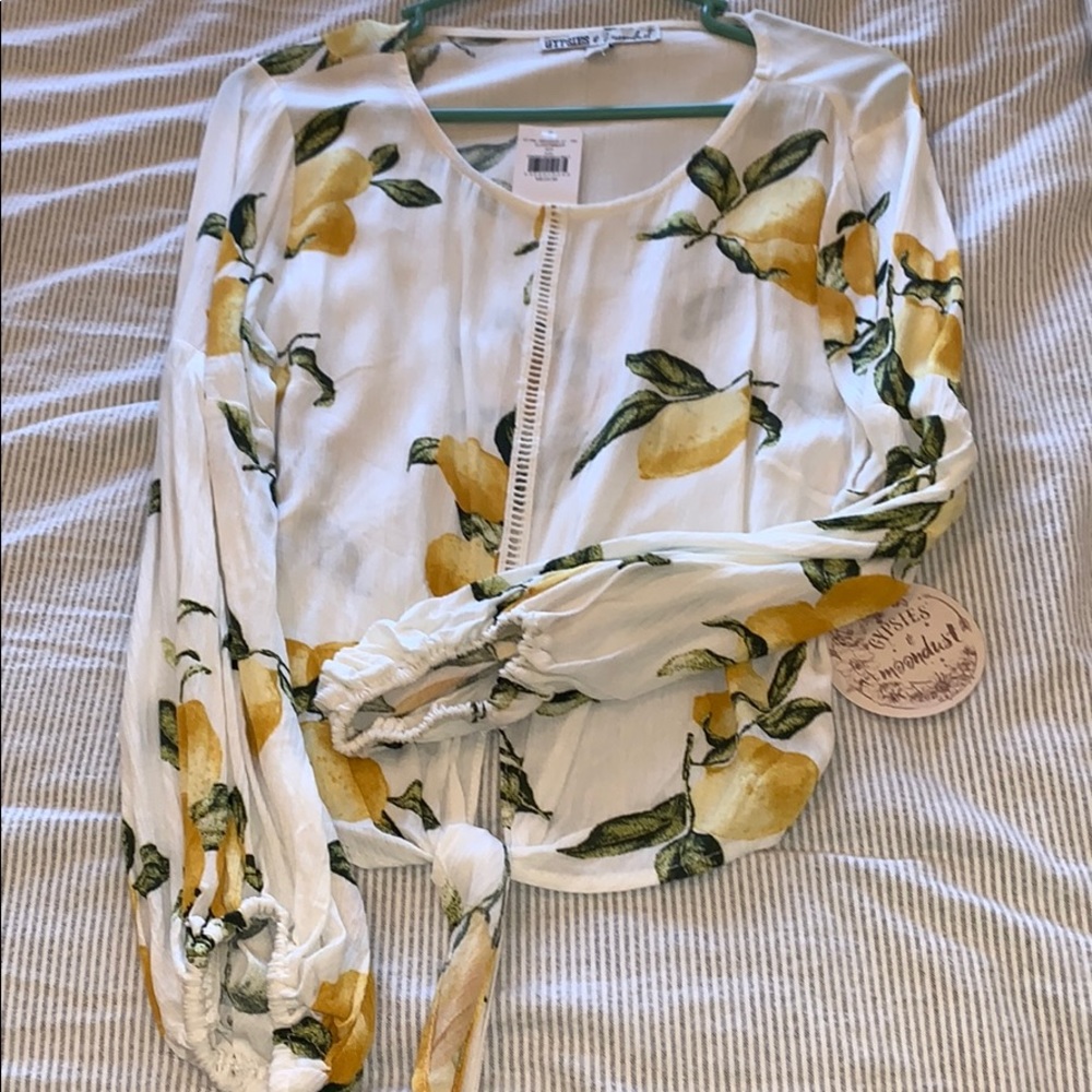 New top from Buckle